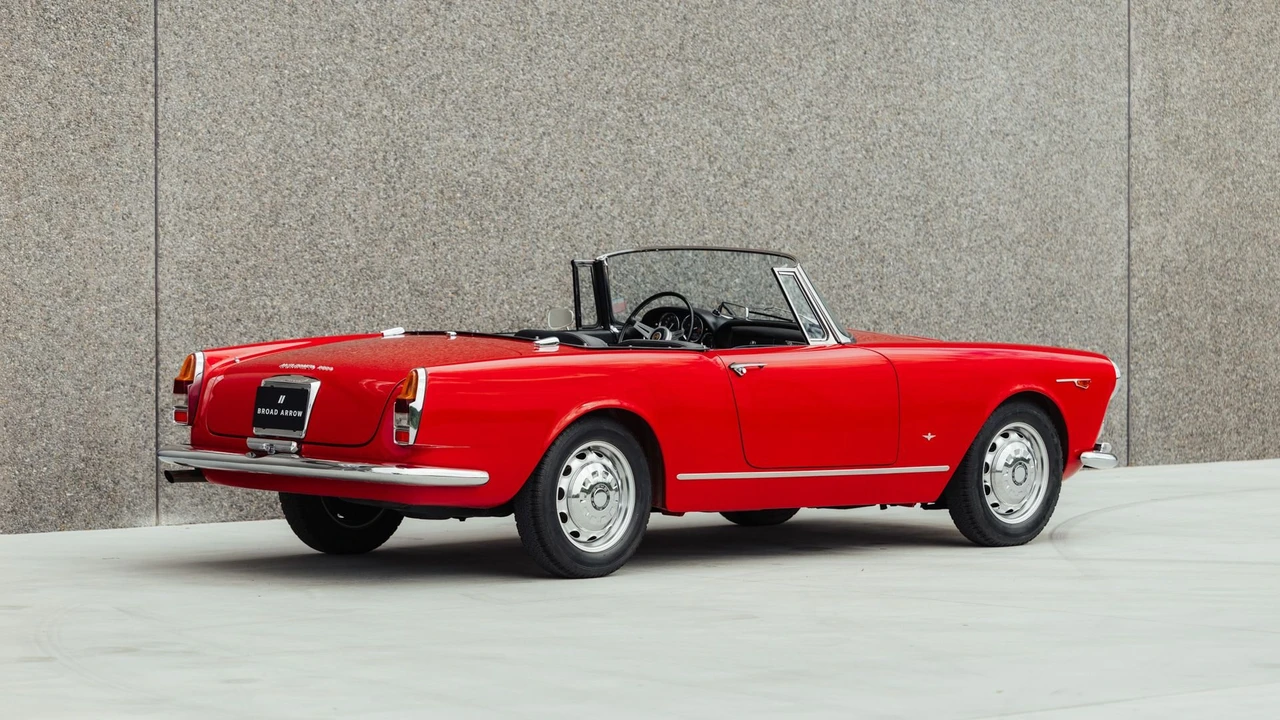 1964 Alfa Romeo 2600 - Image 20 of 31