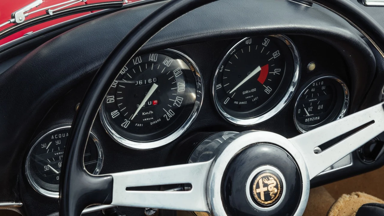 1964 Alfa Romeo 2600 - Image 26 of 31