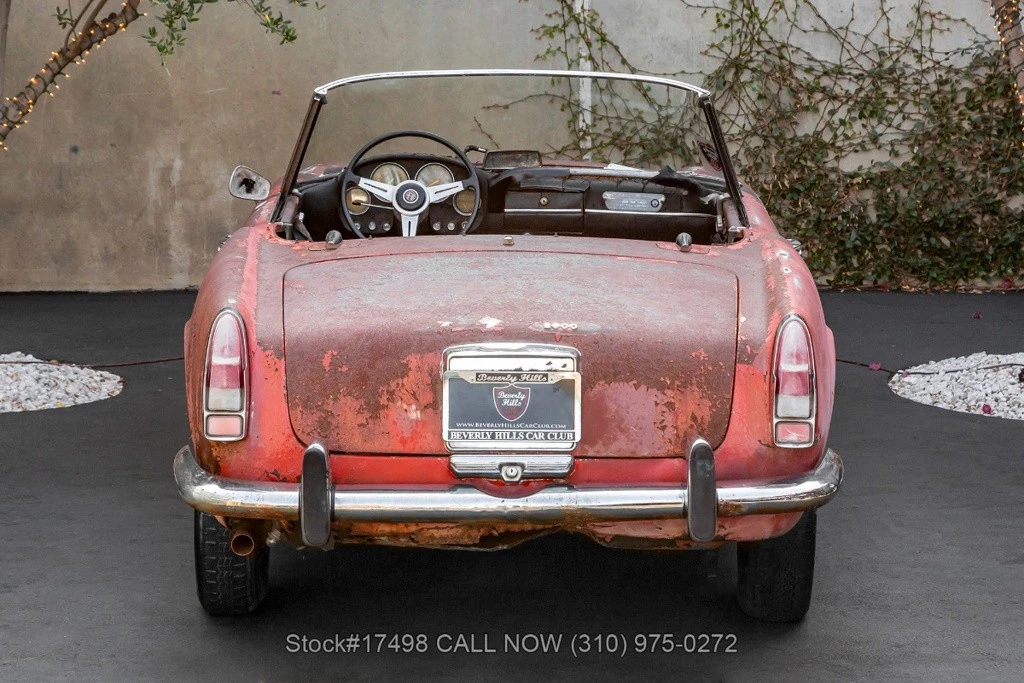 1964 Alfa Romeo 2600 - Image 6 of 24