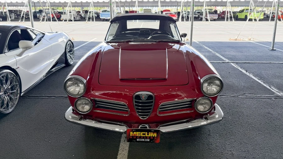 1964 Alfa Romeo 2600 - Image 3 of 6