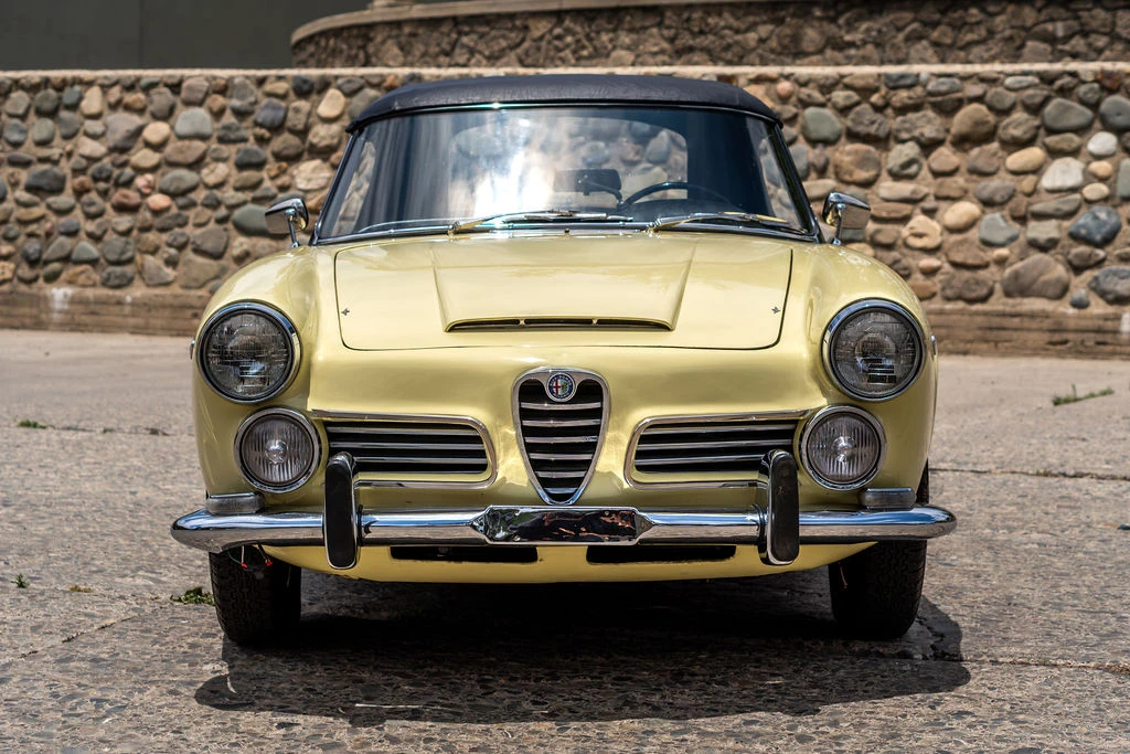 1964 Alfa Romeo 2600 - Image 18 of 31