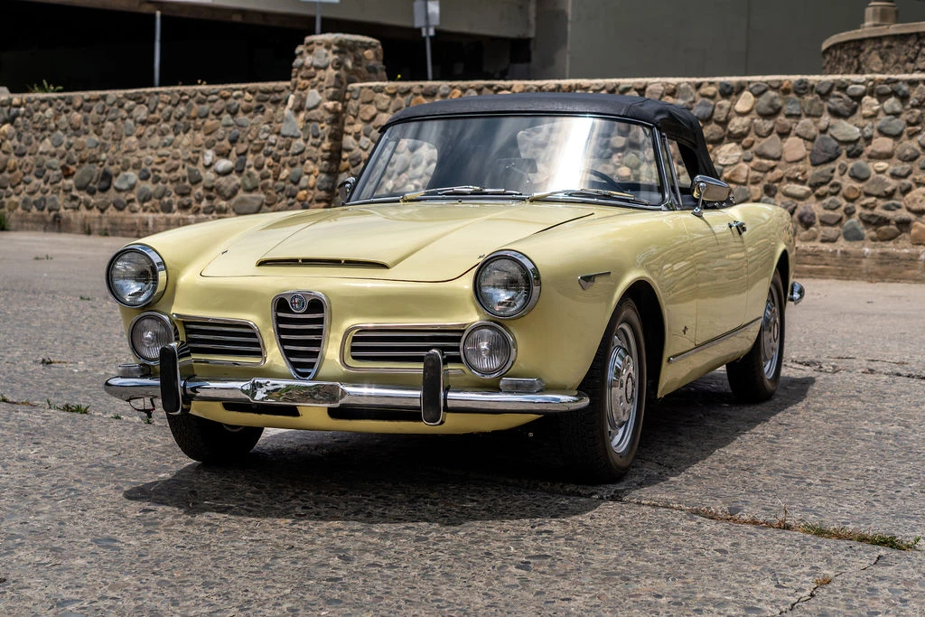 1964 Alfa Romeo 2600 - Image 19 of 31