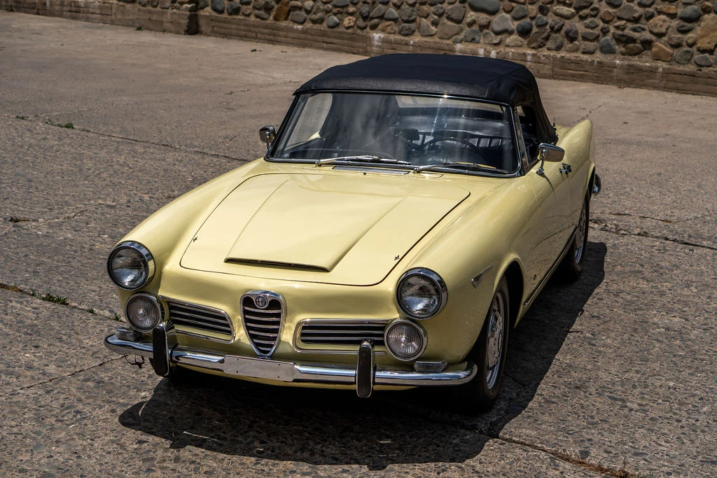 1964 Alfa Romeo 2600 - Image 20 of 31