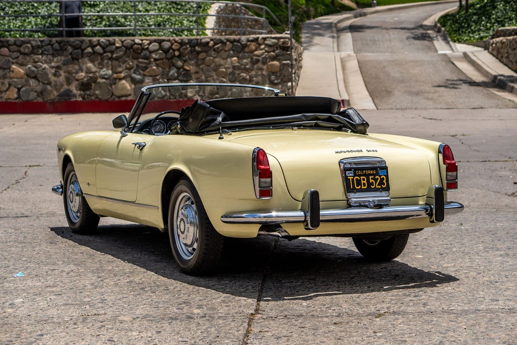 1964 Alfa Romeo 2600 - Image 9 of 31
