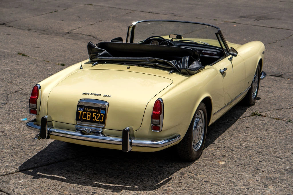 1964 Alfa Romeo 2600 - Image 13 of 31