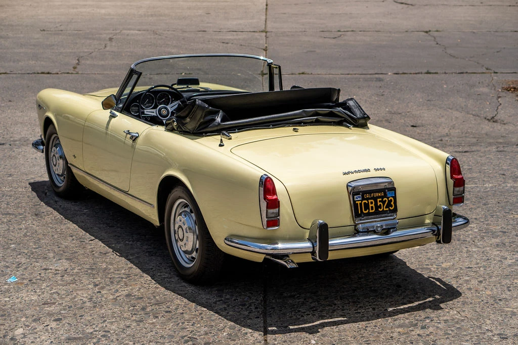 1964 Alfa Romeo 2600 - Image 8 of 31