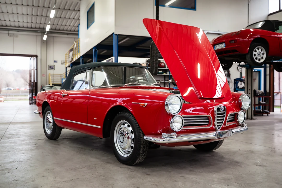 1964 Alfa Romeo 2600 - Image 21 of 31