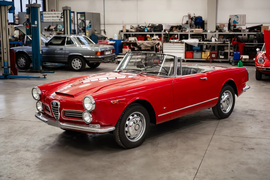 1964 Alfa Romeo 2600 - Image 2 of 31