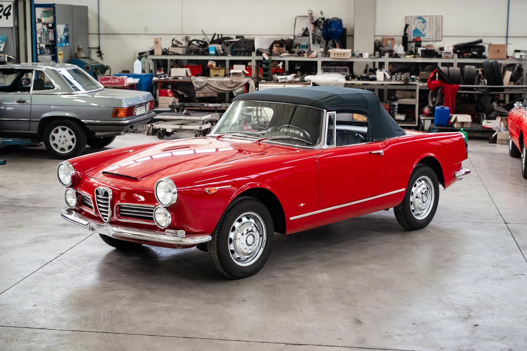 1964 Alfa Romeo 2600 - Image 4 of 31
