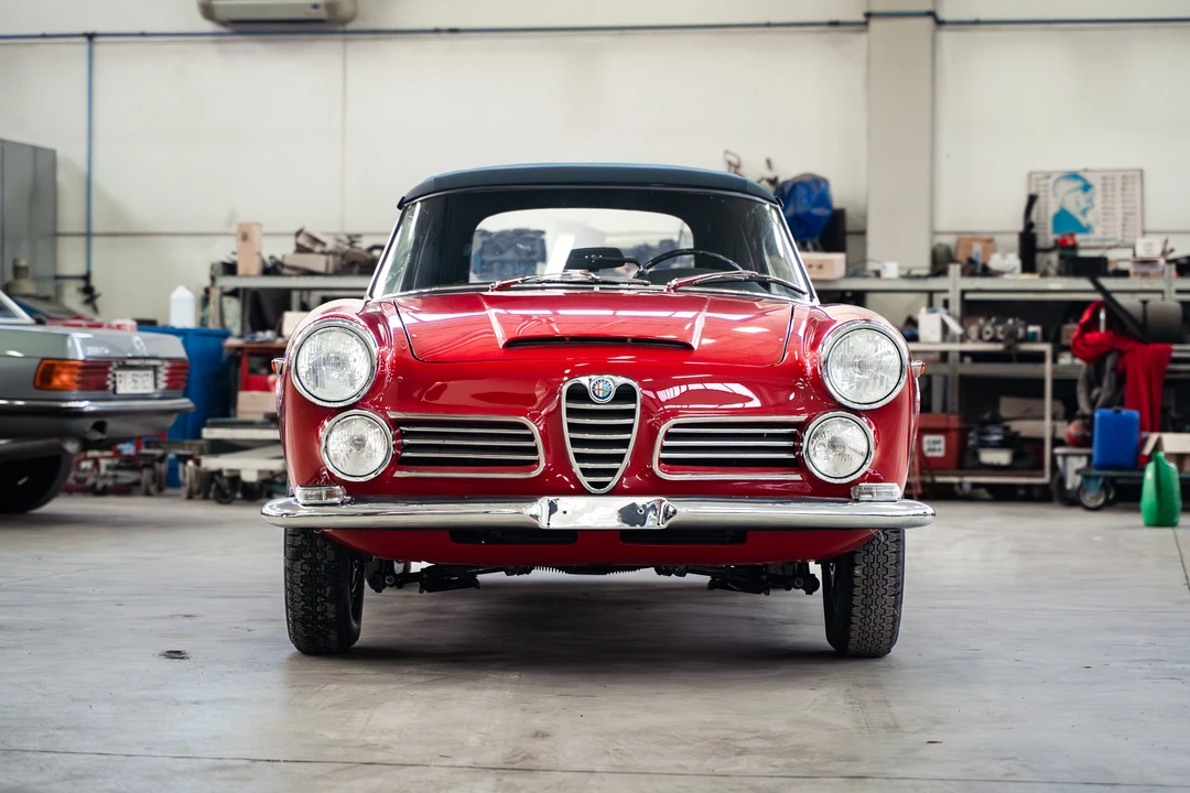 1964 Alfa Romeo 2600 - Image 8 of 31