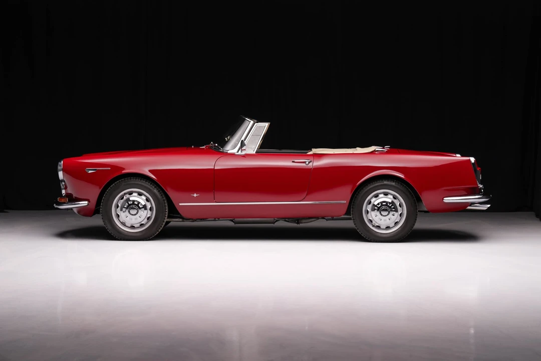 1964 Alfa Romeo 2600 - Image 17 of 31