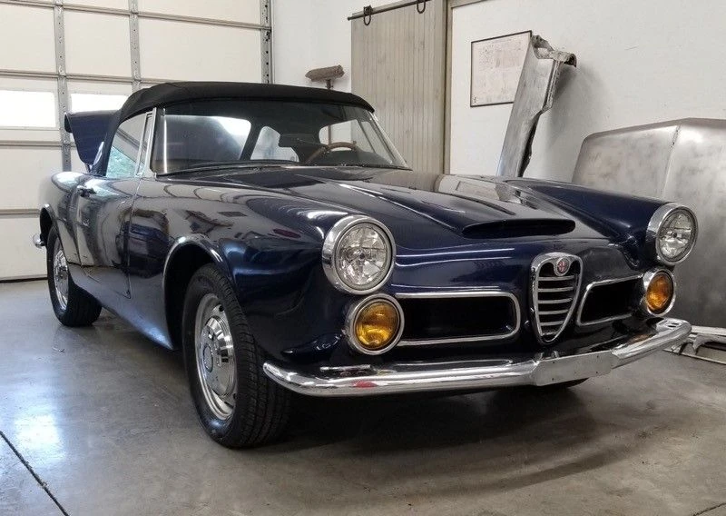 1964 Alfa Romeo 2600 - Image 3 of 30