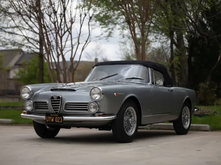 1964 Alfa Romeo 2600 - Image 11 of 31