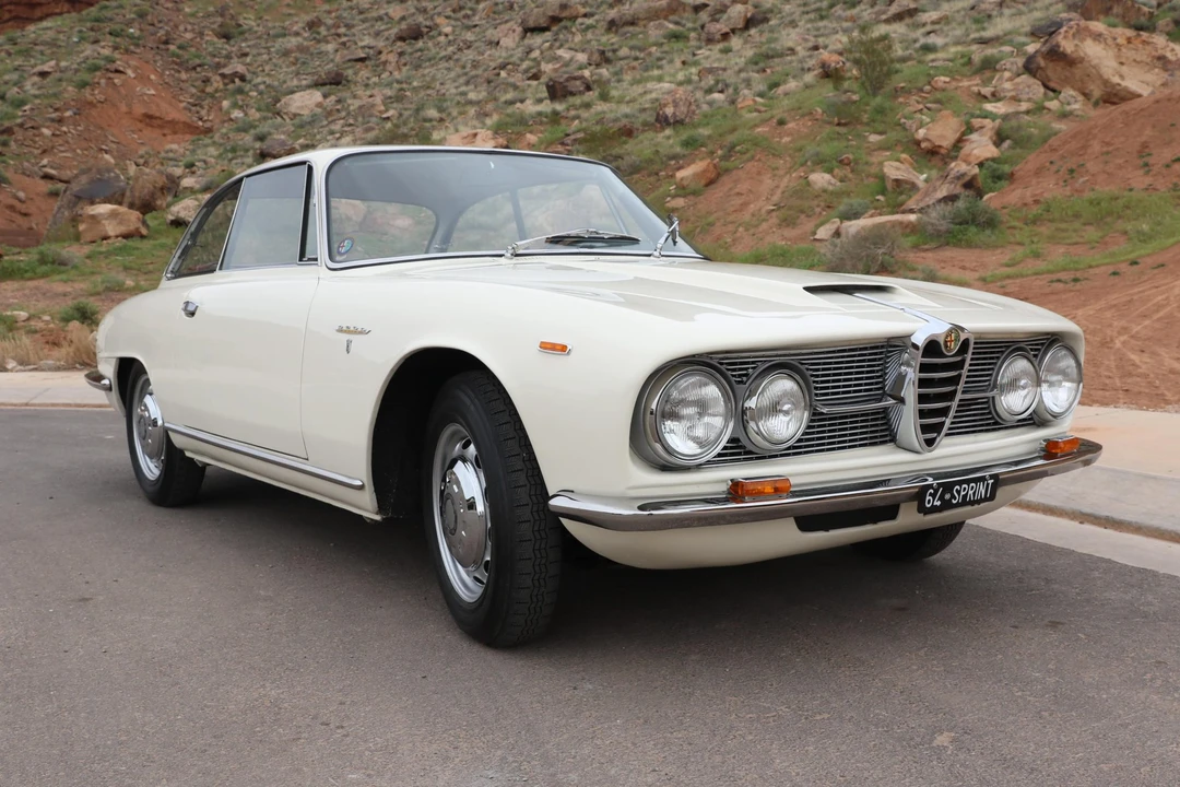 1964 Alfa Romeo 2600 - Image 13 of 31