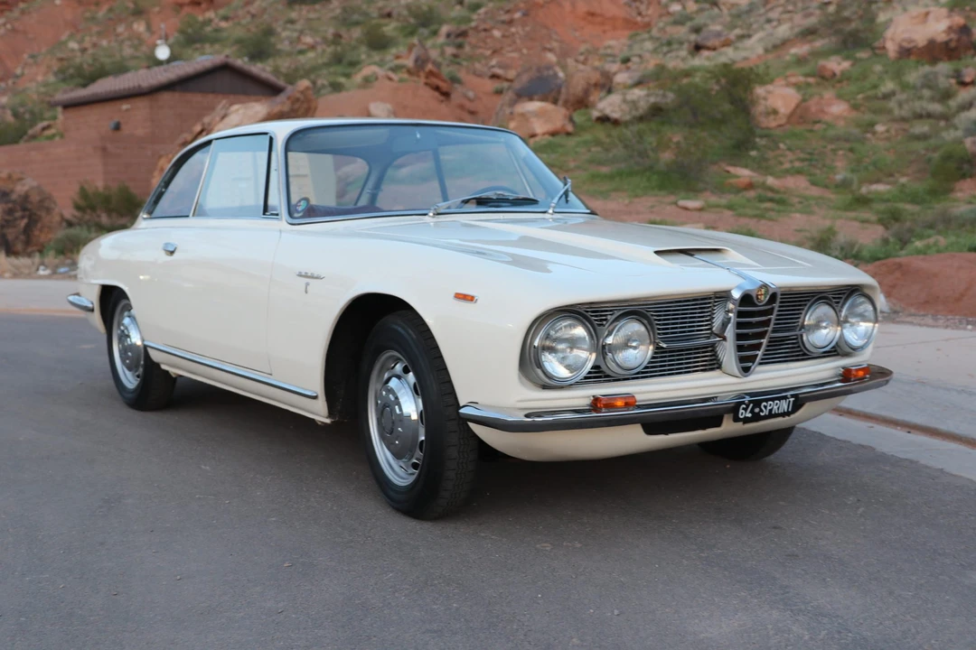 1964 Alfa Romeo 2600 - Image 15 of 31