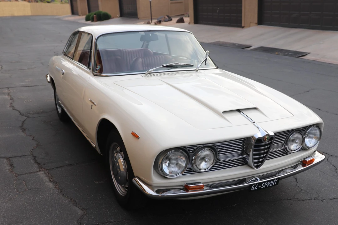 1964 Alfa Romeo 2600 - Image 25 of 31