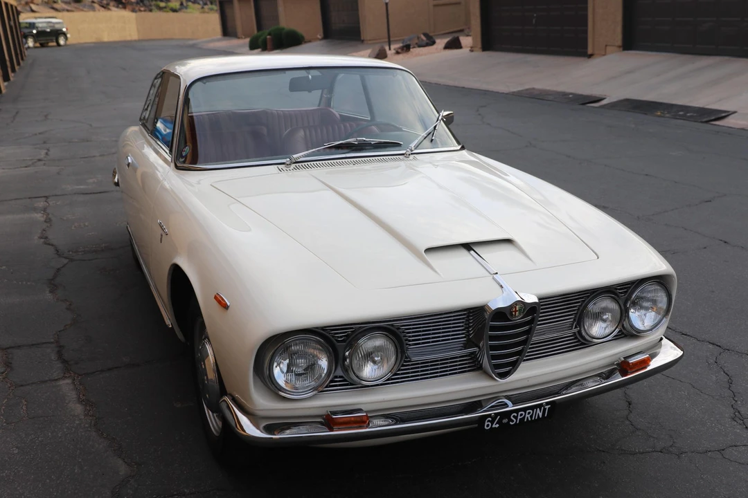 1964 Alfa Romeo 2600 - Image 26 of 31