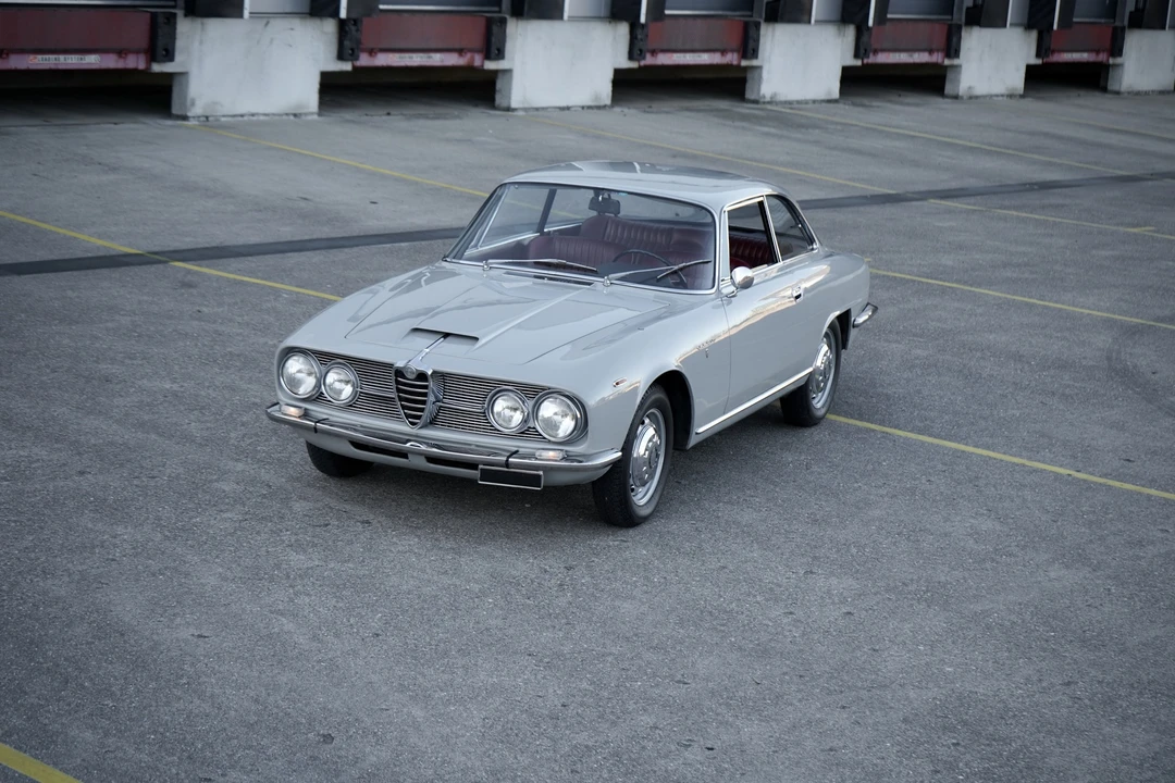1964 Alfa Romeo 2600 - Image 2 of 31