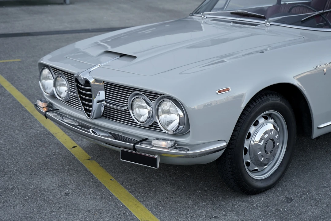 1964 Alfa Romeo 2600 - Image 19 of 31