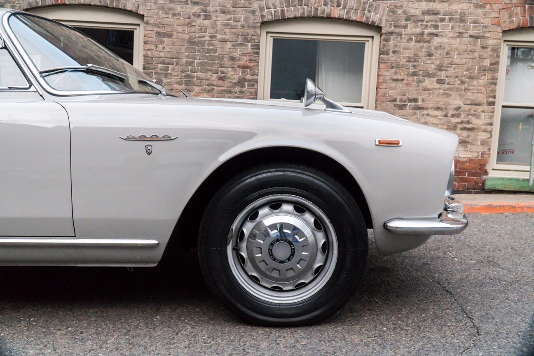 1964 Alfa Romeo 2600 - Image 7 of 31