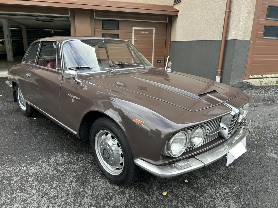 1964 Alfa Romeo 2600 - Image 13 of 31