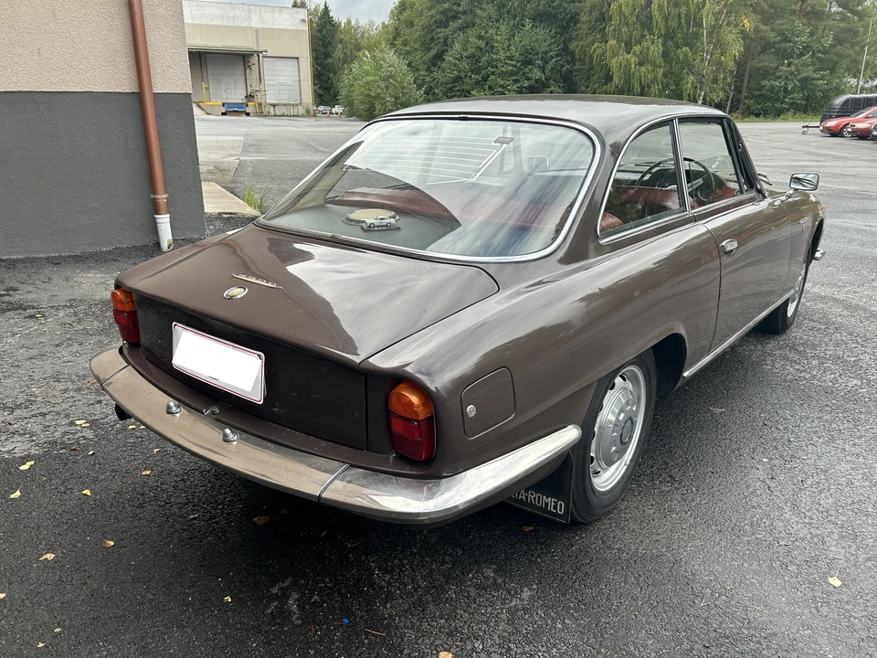 1964 Alfa Romeo 2600 - Image 10 of 31