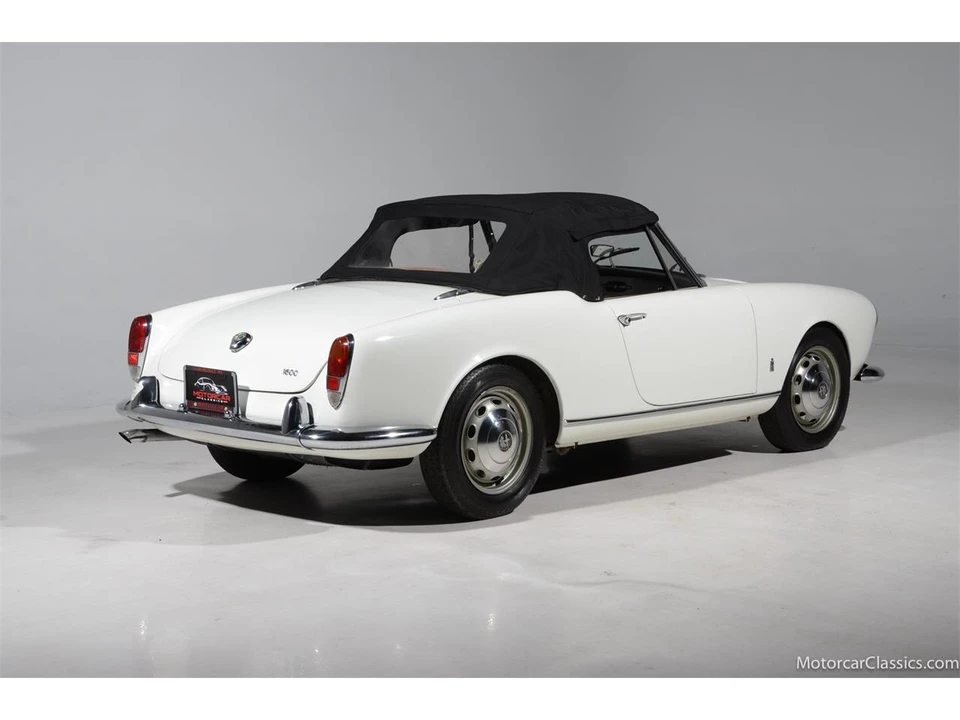 1964 Alfa Romeo Giulia Sprint GT - Image 9 of 31