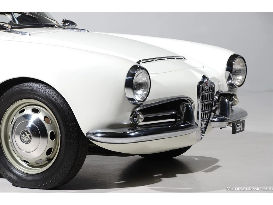 1964 Alfa Romeo Giulia Sprint GT - Image 27 of 31