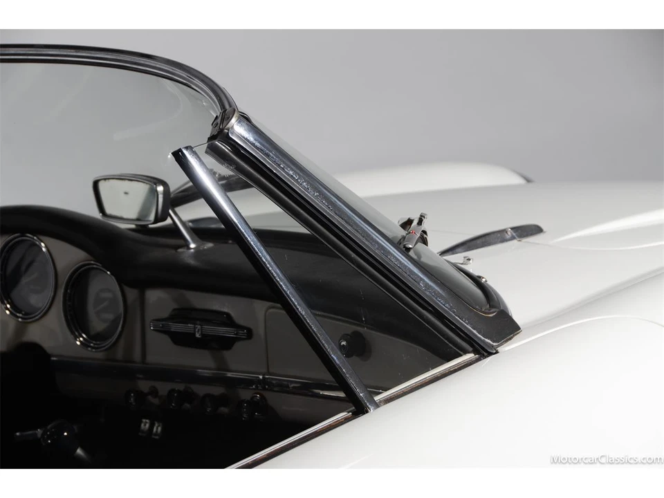 1964 Alfa Romeo Giulia Sprint GT - Image 16 of 31