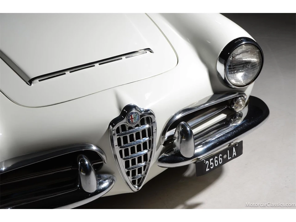 1964 Alfa Romeo Giulia Sprint GT - Image 26 of 31