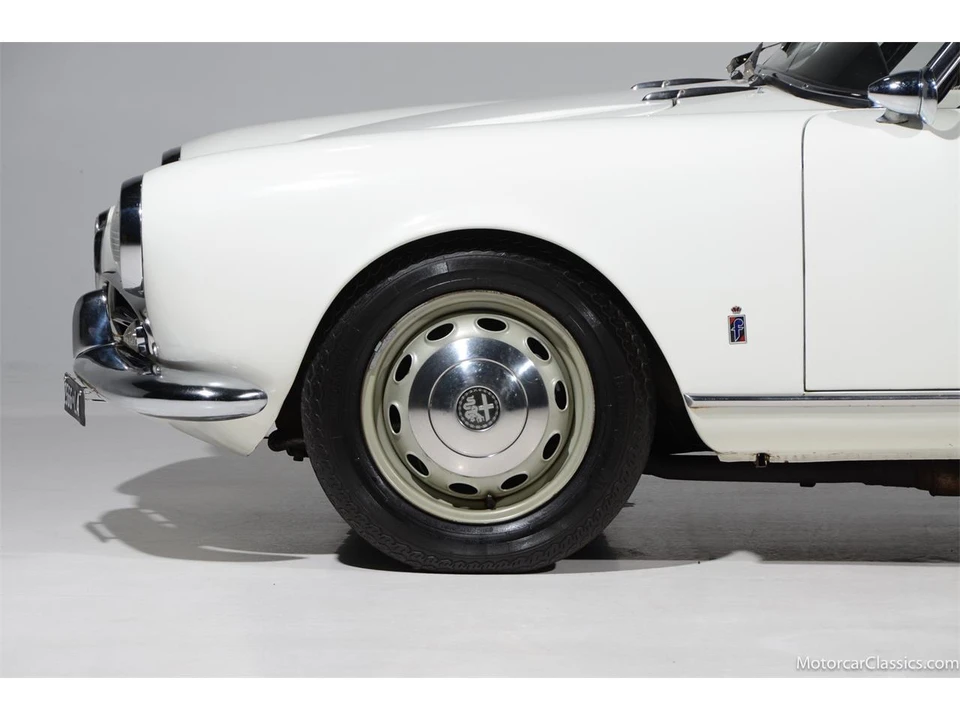 1964 Alfa Romeo Giulia Sprint GT - Image 22 of 31