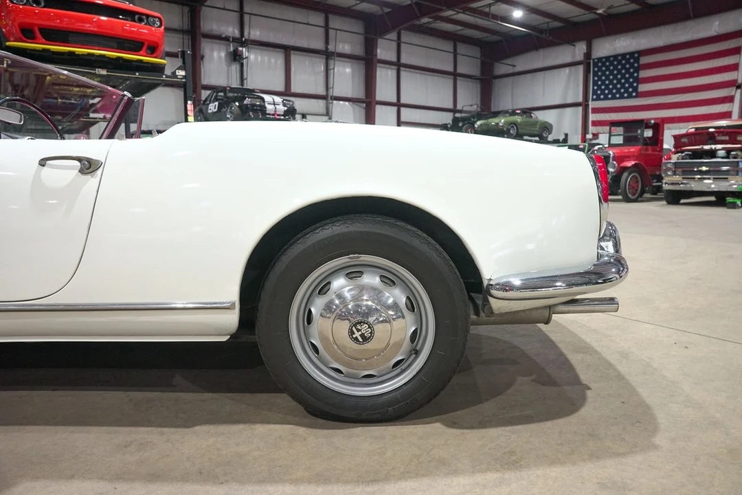1964 Alfa Romeo Giulia GTC - Image 5 of 21