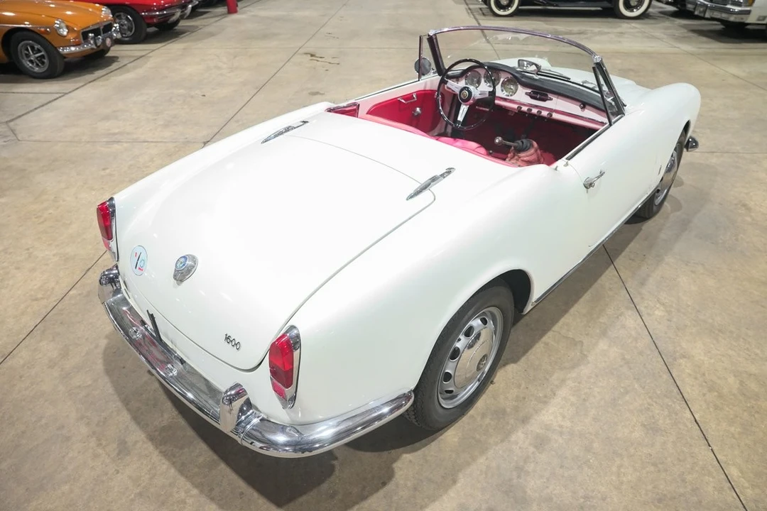 1964 Alfa Romeo Giulia GTC - Image 17 of 21