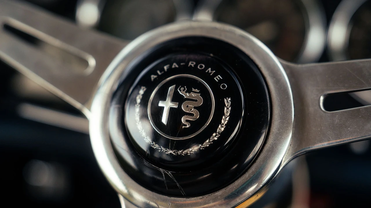 1964 Alfa Romeo Giulietta Sprint Speciale - Image 25 of 31