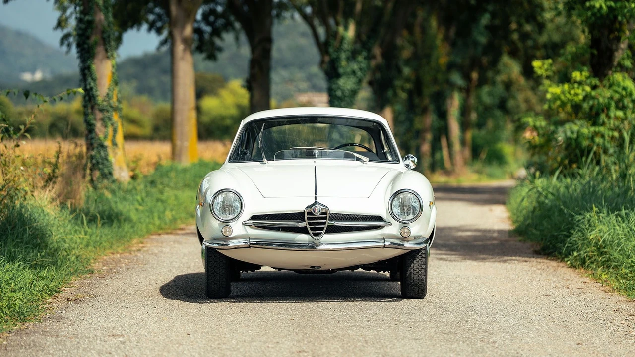 1964 Alfa Romeo Giulietta Sprint Speciale - Image 6 of 31
