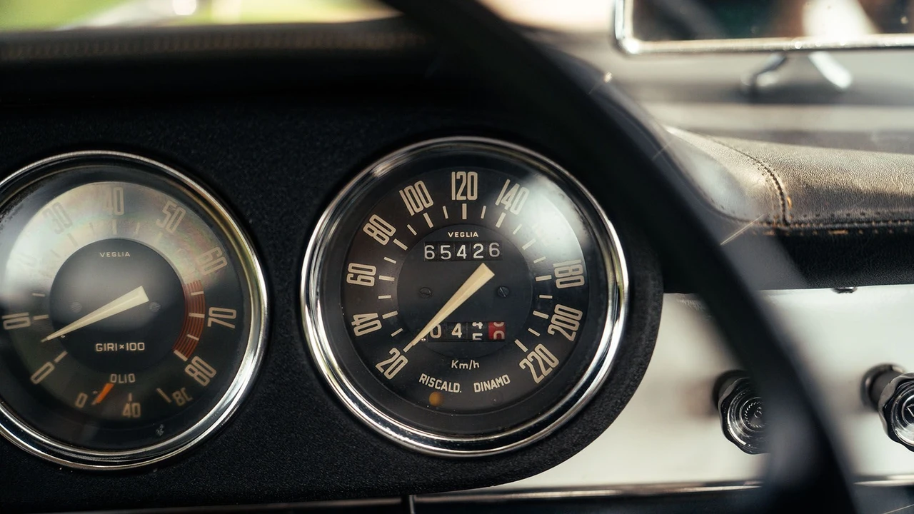 1964 Alfa Romeo Giulietta Sprint Speciale - Image 18 of 31
