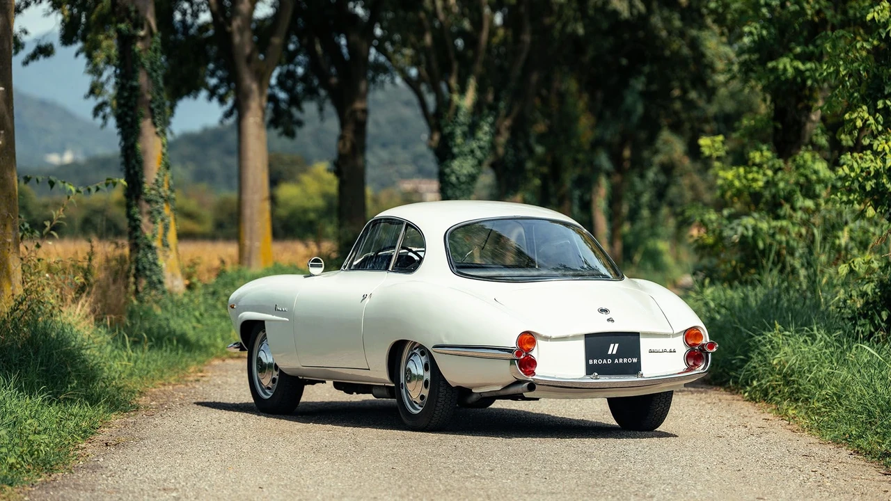 1964 Alfa Romeo Giulietta Sprint Speciale - Image 4 of 31