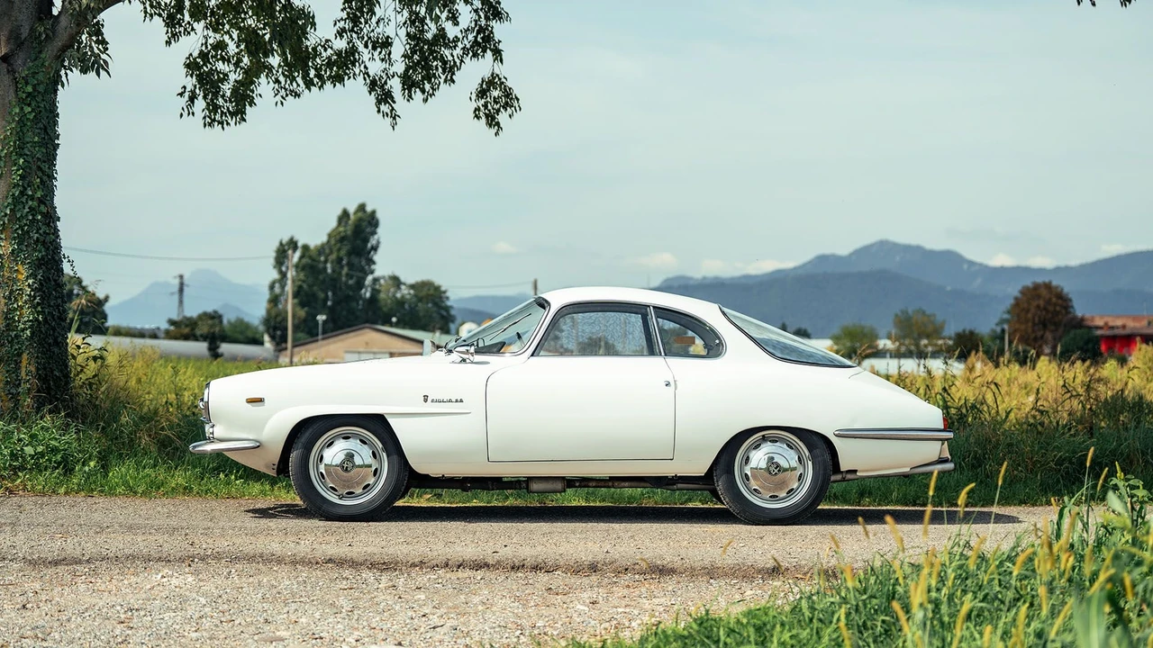 1964 Alfa Romeo Giulietta Sprint Speciale - Image 3 of 31