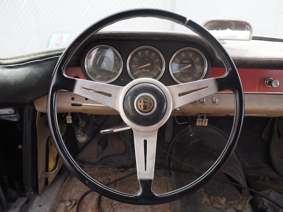 1964 Alfa Romeo Giulietta Sprint Speciale - Image 16 of 31