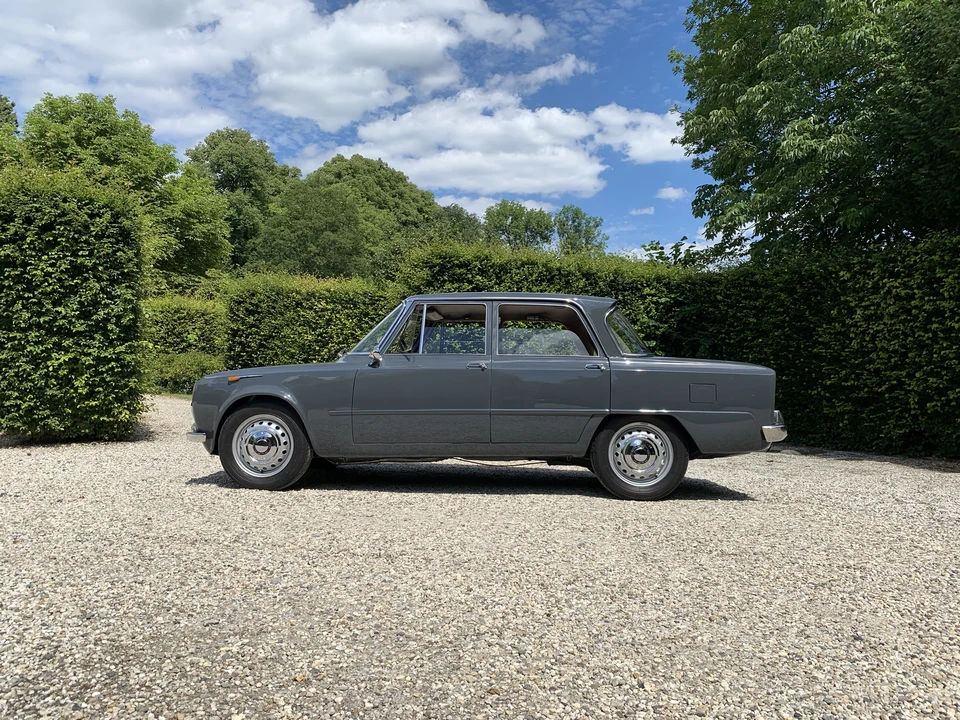 1964 Alfa Romeo 105/115 Series - Image 6 of 31