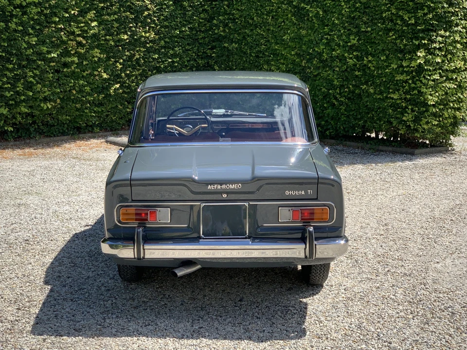 1964 Alfa Romeo 105/115 Series - Image 10 of 31