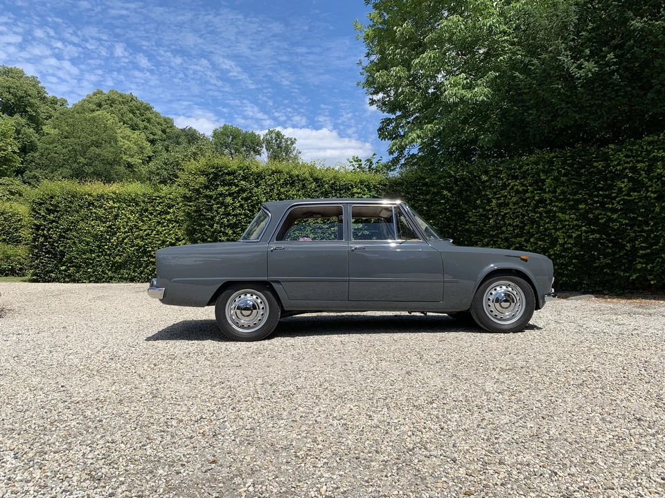 1964 Alfa Romeo 105/115 Series - Image 15 of 31
