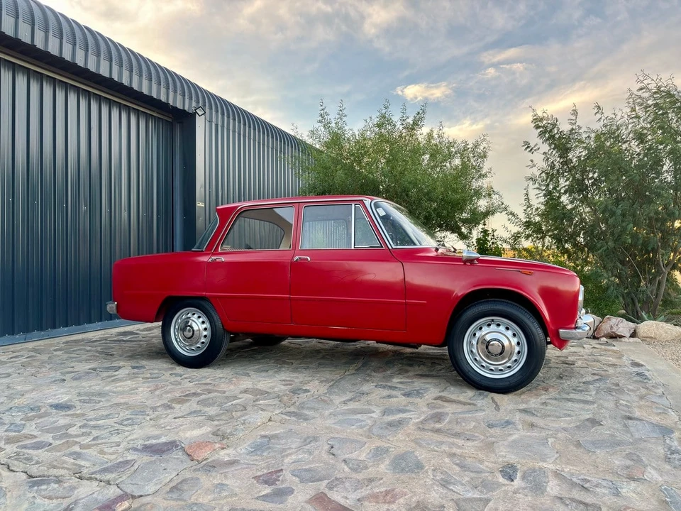 1964 Alfa Romeo Giulia - Image 5 of 31