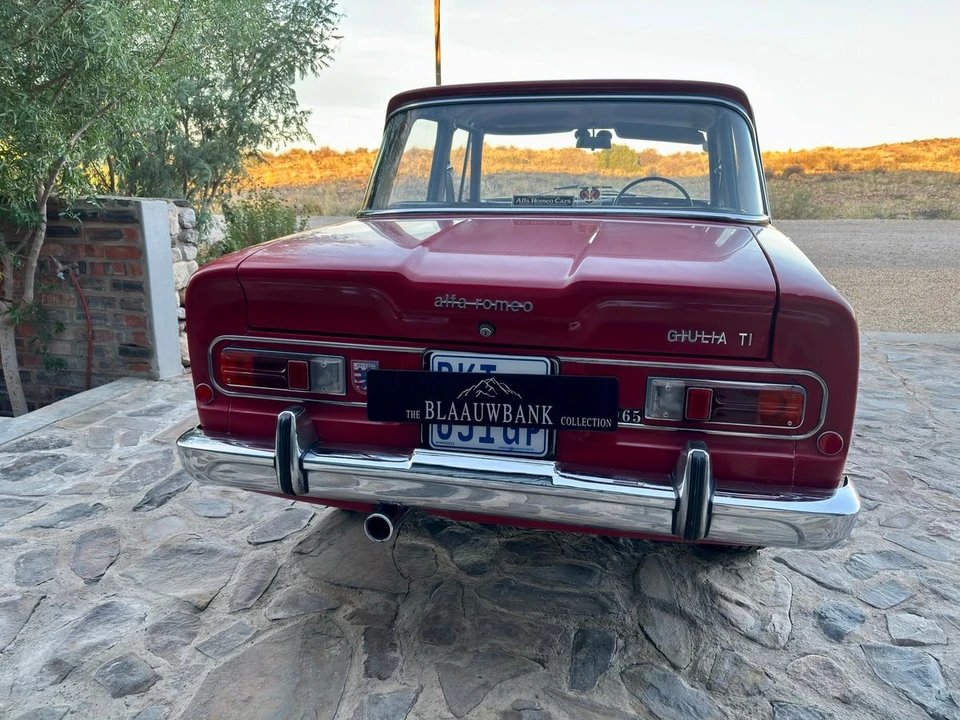 1964 Alfa Romeo Giulia - Image 10 of 31