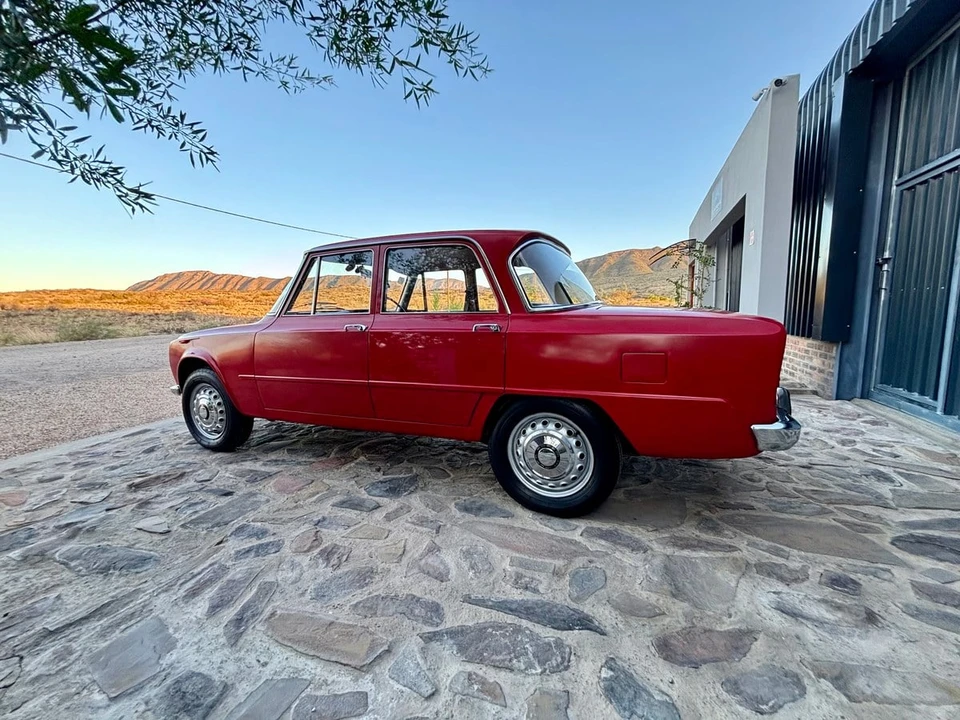 1964 Alfa Romeo Giulia - Image 15 of 31