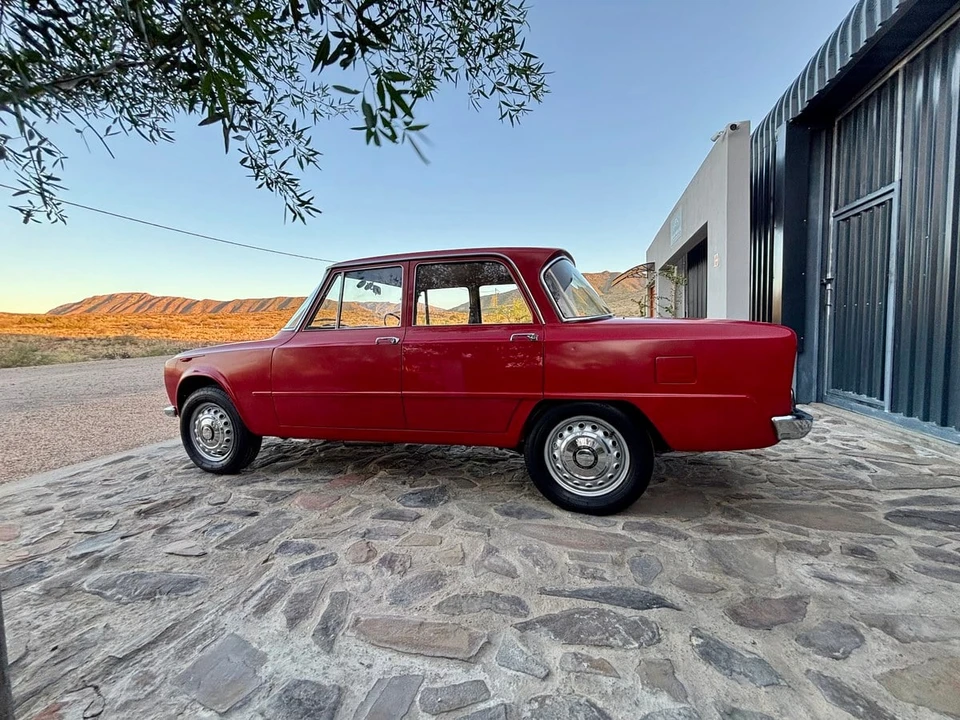 1964 Alfa Romeo Giulia - Image 16 of 31