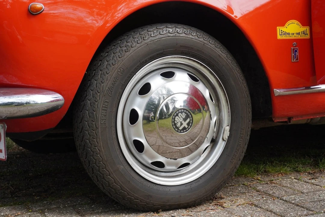 1964 Alfa Romeo Giulia - Image 27 of 31