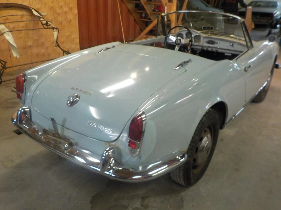 1964 Alfa Romeo Giulietta - Image 12 of 31
