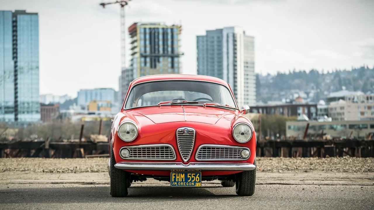 1964 Alfa Romeo Giulia Sprint GT - Image 15 of 31