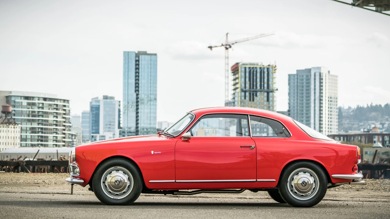 1964 Alfa Romeo Giulia Sprint GT - Image 4 of 31